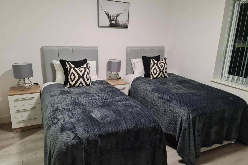 Entire Property Luton 2 Bedroom Apartment Home From Home Great Location Екстер'єр фото
