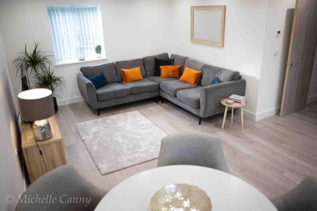 Entire Property Luton 2 Bedroom Apartment Home From Home Great Location Екстер'єр фото